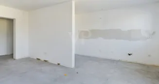 von_poll_real_estate_property_25007025_image_2