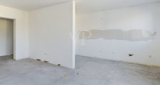 von_poll_real_estate_property_25007025_image_1