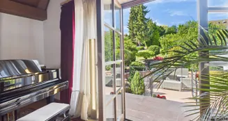 von_poll_real_estate_property_25007028_image_1