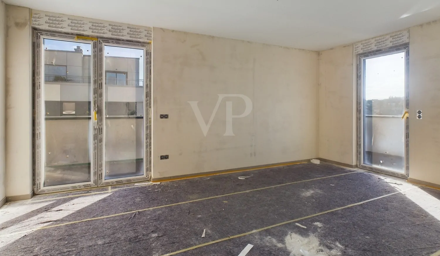 MODERNES WOHNEN ÜBER DEN DÄCHERN DER STADT