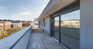 von_poll_real_estate_property_25007030_image_0