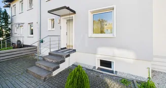 von_poll_real_estate_property_25007058_image_2