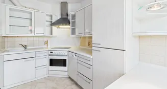 von_poll_real_estate_property_25007053_image_4