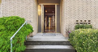 von_poll_real_estate_property_25007065_image_2