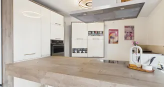 von_poll_real_estate_property_26007032_image_9