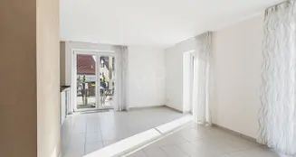 von_poll_real_estate_property_26007032_image_2