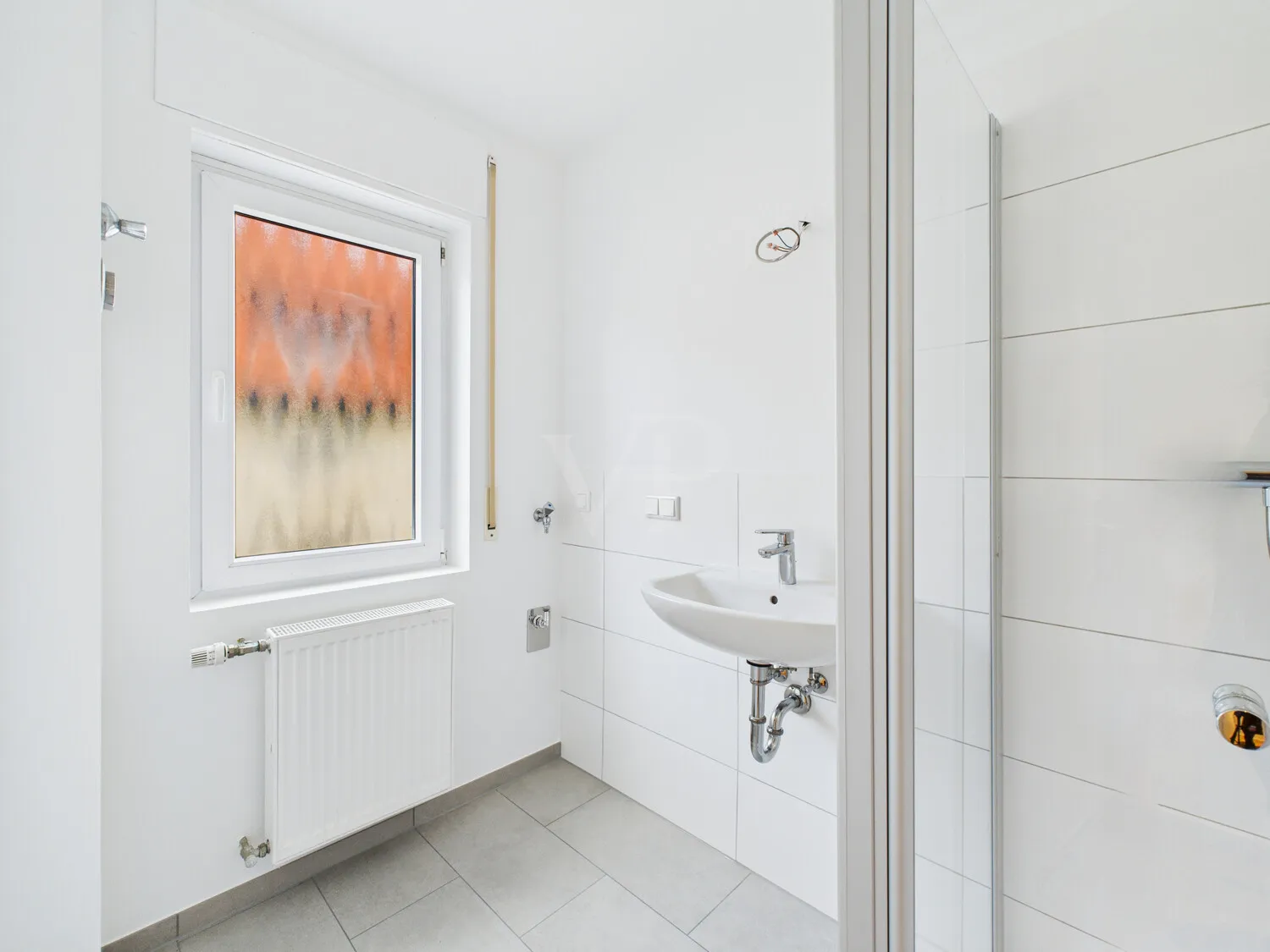 inkl. Waschmaschinenanschluss