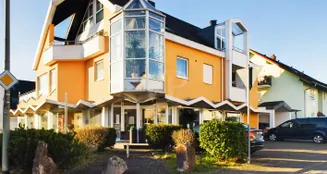 von_poll_real_estate_property_26007004_image_5