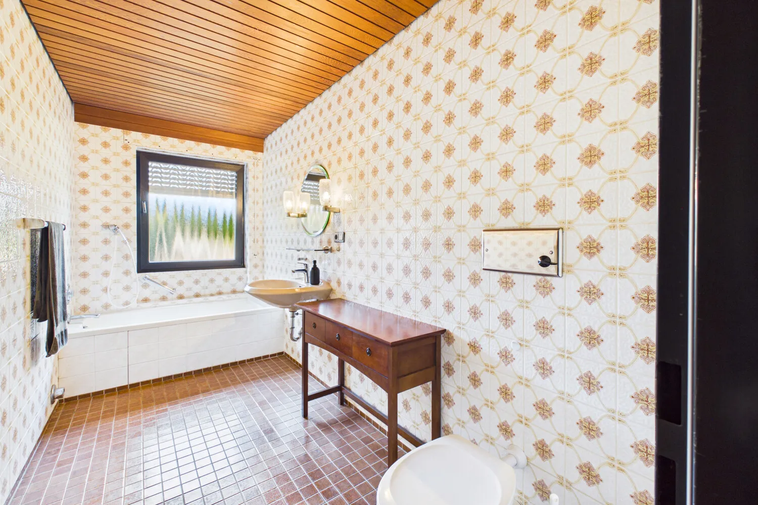 Badezimmer der Einliegerwohnung