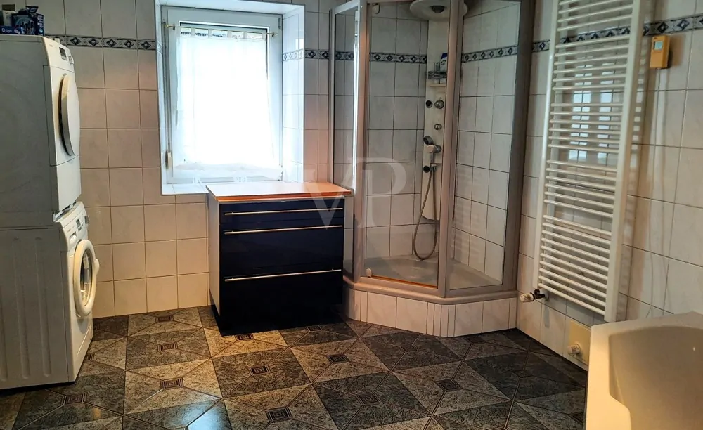 großes Tageslichtbad