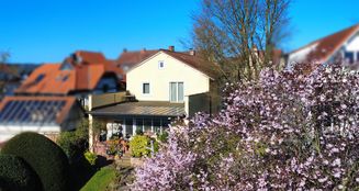von_poll_real_estate_property_25007002_image_1