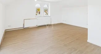 von_poll_real_estate_property_25007062_image_0