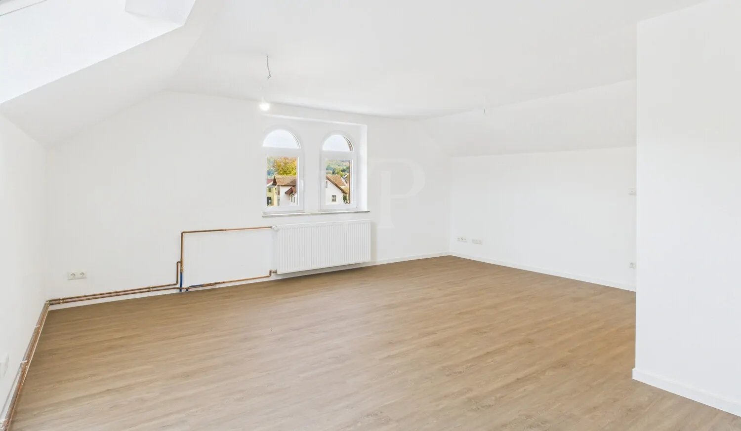 großzügiger Wohn-Essbereich