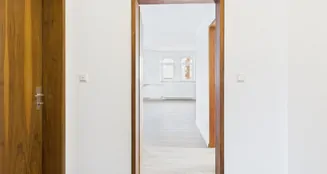 von_poll_real_estate_property_25007062_image_3