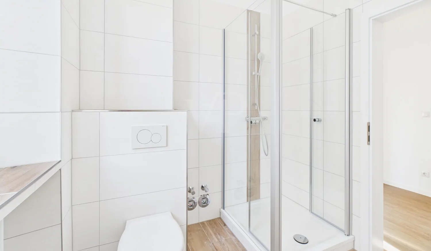 schönes Tageslichtbad