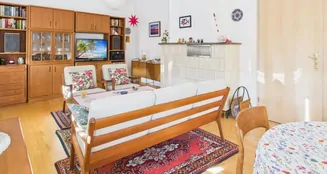 von_poll_real_estate_property_25007061_image_0