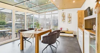 von_poll_real_estate_property_25007067_image_3