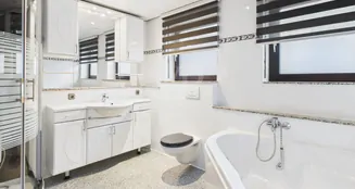 von_poll_real_estate_property_25007067_image_12