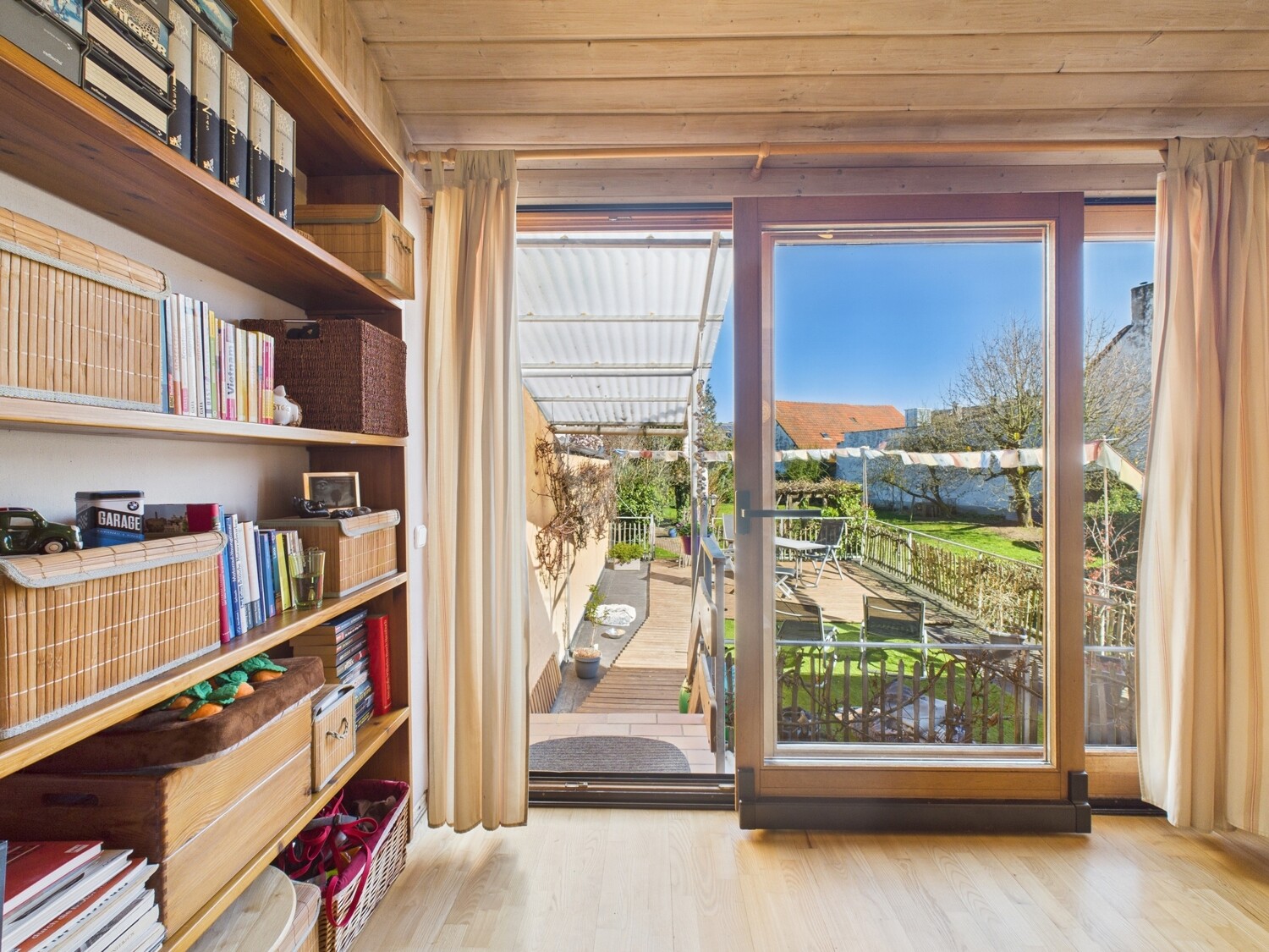 Blick auf die Dachterrasse