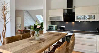 von_poll_real_estate_property_25183028_image_17