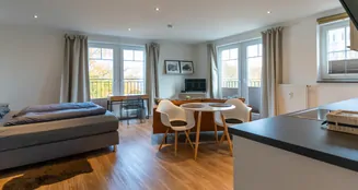 von_poll_real_estate_property_25183028_image_23