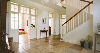 von_poll_real_estate_property_25183046_image_1