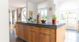 von_poll_real_estate_property_25183046_image_5