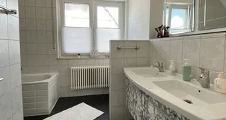 von_poll_real_estate_property_25183051_image_6