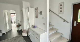 von_poll_real_estate_property_25183051_image_4