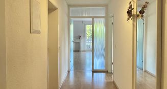 von_poll_real_estate_property_25183036_image_1