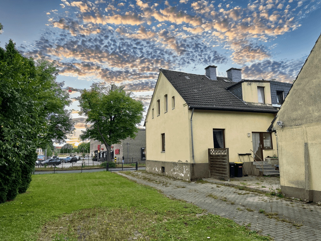 Direkte Anbindung ans Landwehrviertel