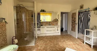 von_poll_real_estate_property_25183053_image_8