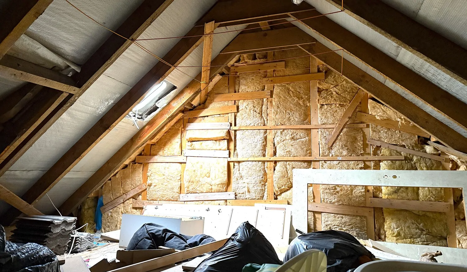 Ausbaureserve/Spitzboden