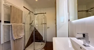 von_poll_real_estate_property_25183065_image_8