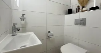 von_poll_real_estate_property_25183065_image_9