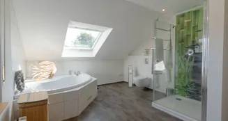 von_poll_real_estate_property_25183060_image_11