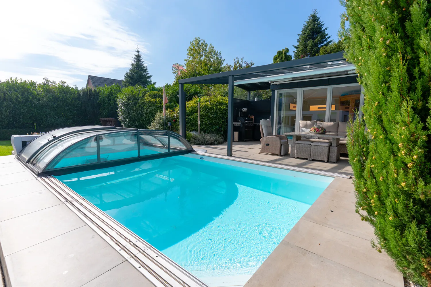 Pool mit Gegenstromanlage