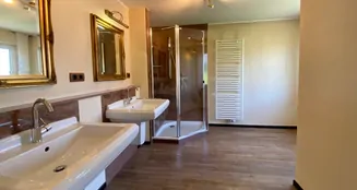 von_poll_real_estate_property_25183064_image_12