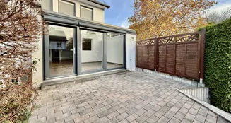 von_poll_real_estate_property_25183073_image_0