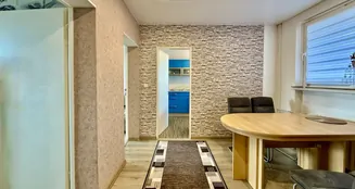 von_poll_real_estate_property_25183074_image_1