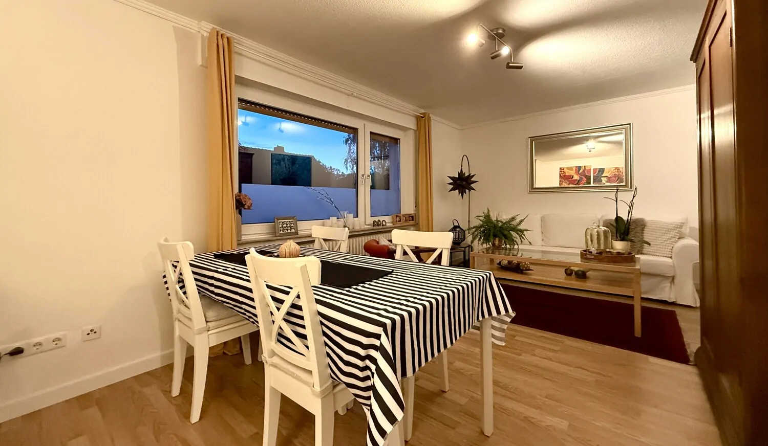 Esszimmer/Wohnzimmer