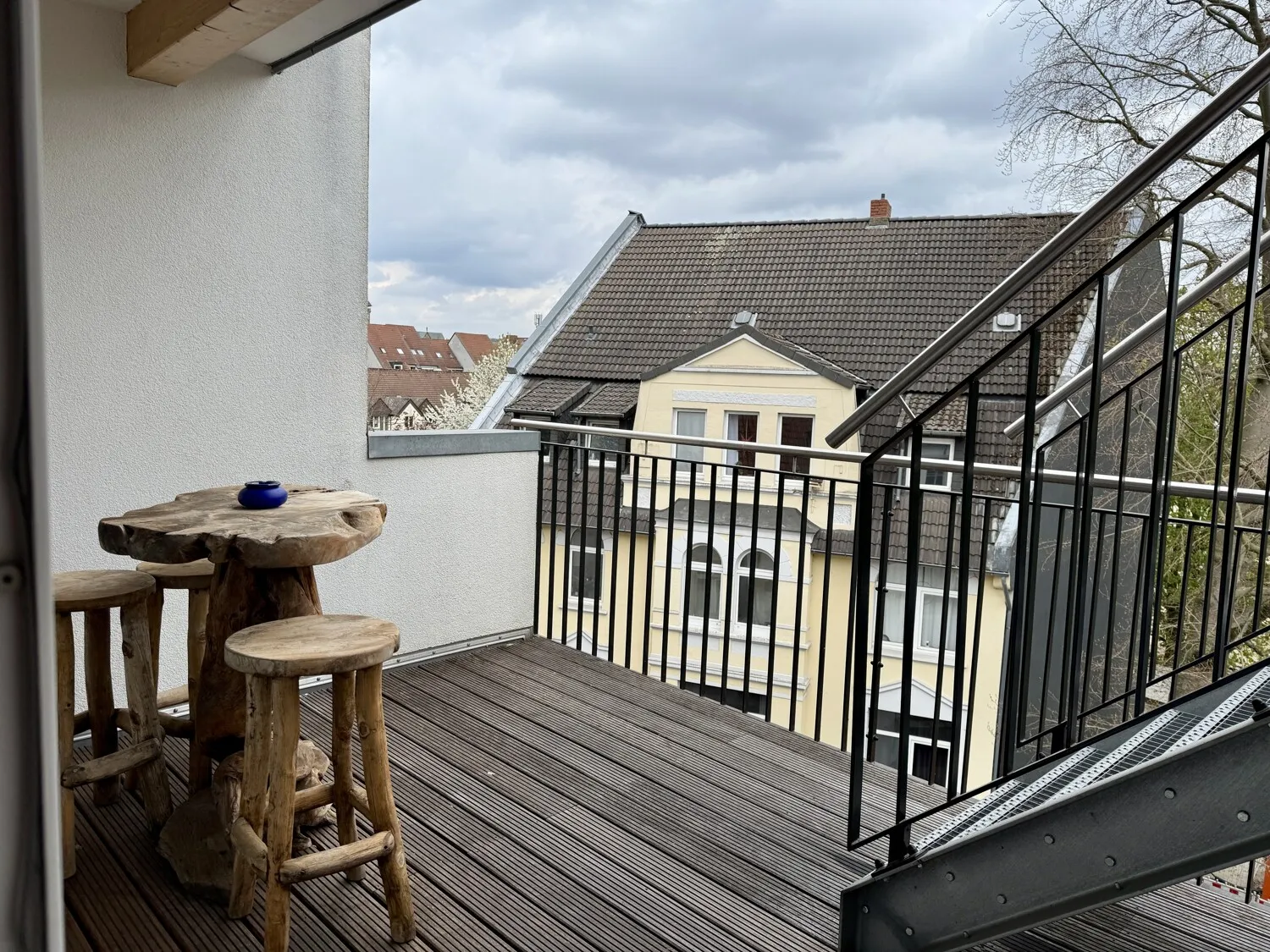 Balkon mit Zugang zum Rooftop