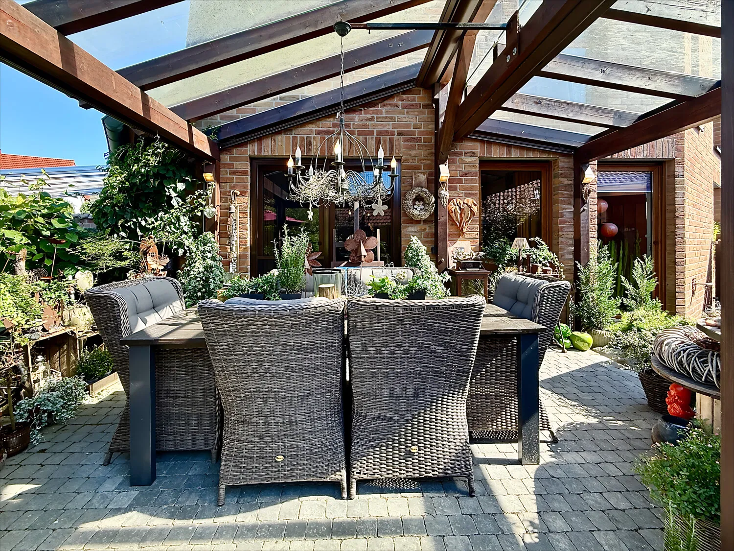 Überdachte Terrasse