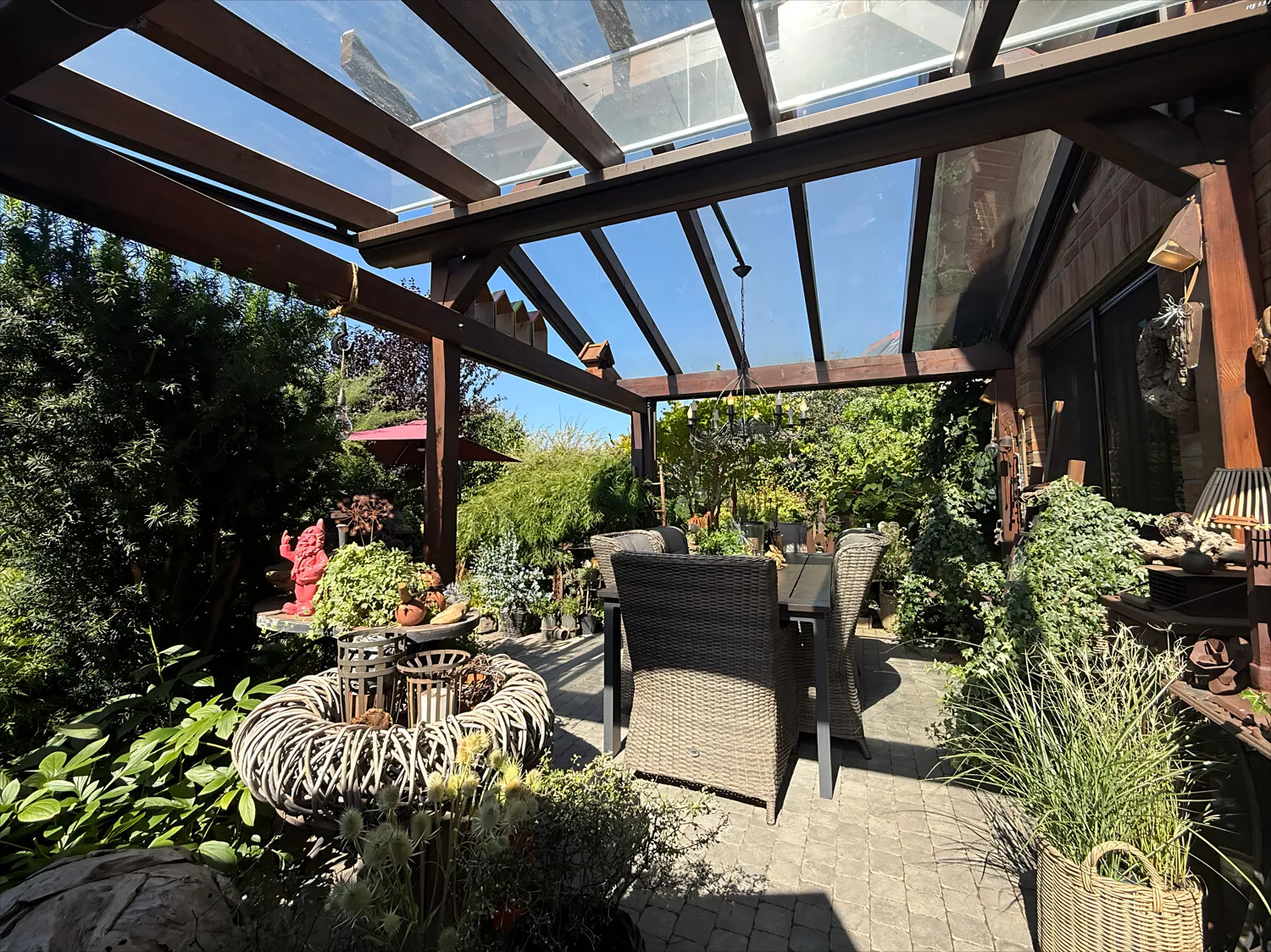 Überdachte Terrasse