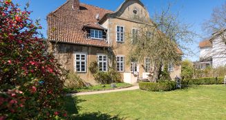 von_poll_real_estate_property_25183011_image_0