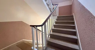 von_poll_real_estate_property_25183019_image_1