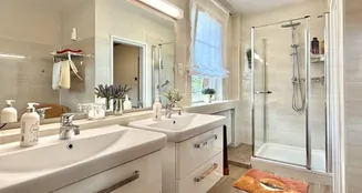 von_poll_real_estate_property_25183059_image_14