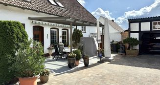 von_poll_real_estate_property_25183059_image_0