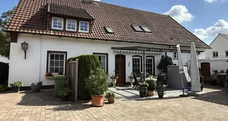 von_poll_real_estate_property_25183059_image_1