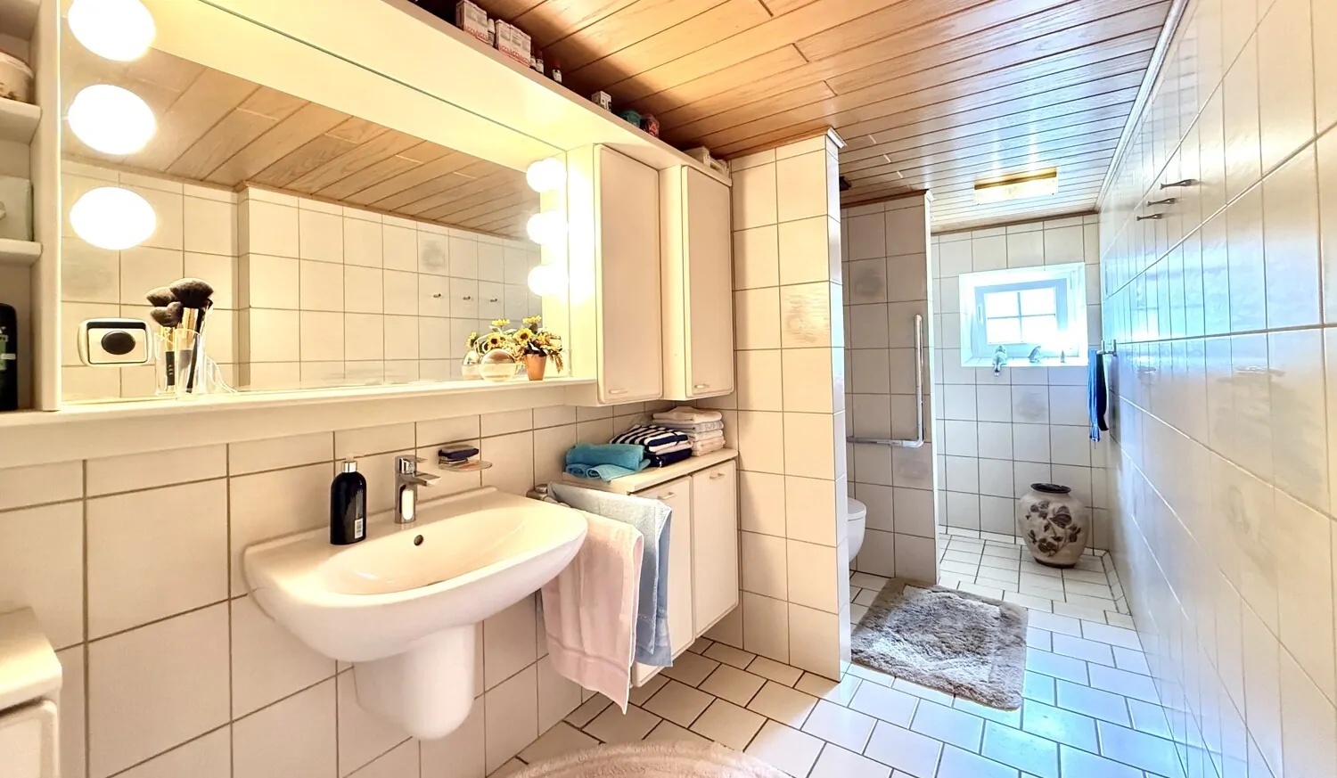Badezimmer im EG